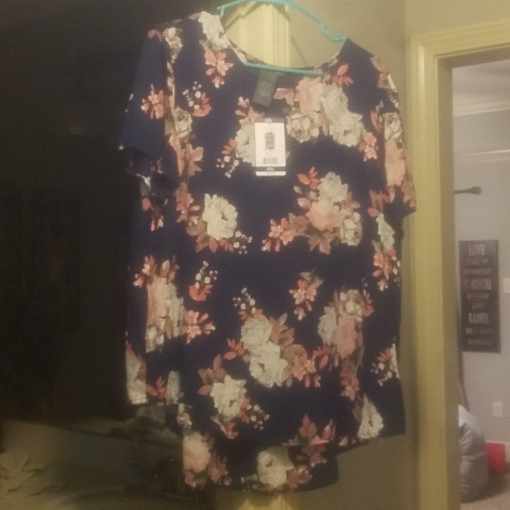 Floral dress shirt